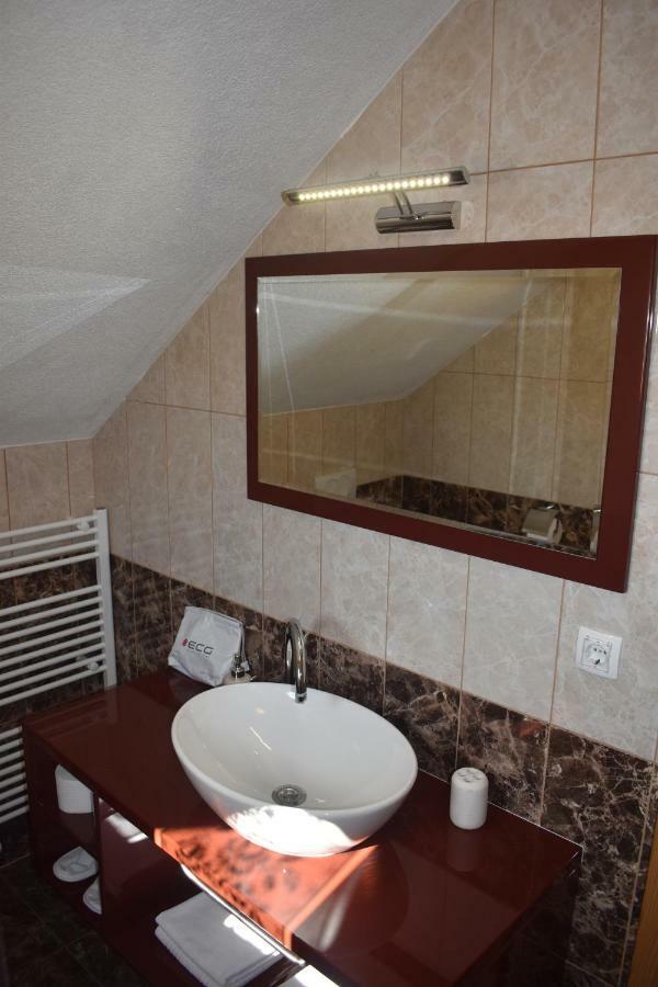 Ethno House Izvor Ξενοδοχείο Vrelo Koreničko Εξωτερικό φωτογραφία